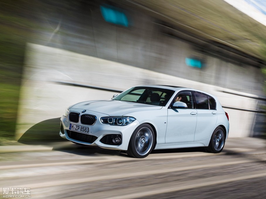 2015R1ϵɎ 125i M\