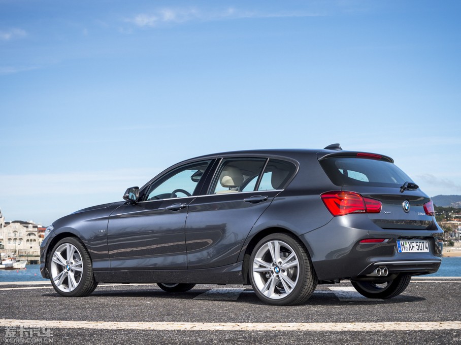 2015R1ϵɎ 118i OӋb