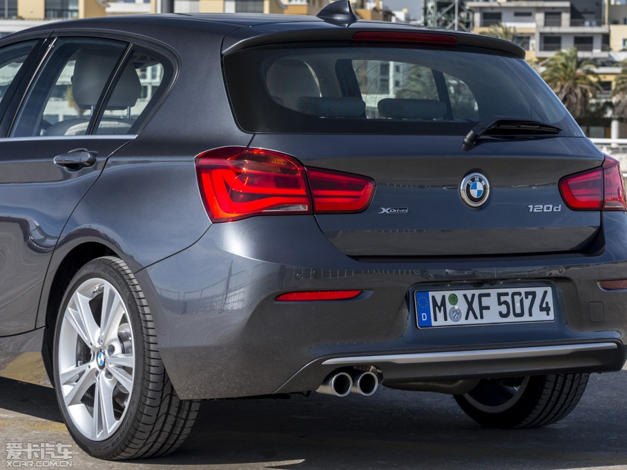 2015R1ϵɎ 118i OӋb