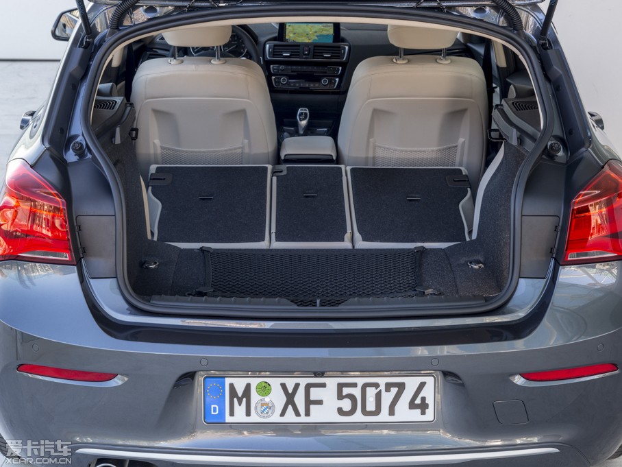 2015R1ϵɎ 118i OӋb