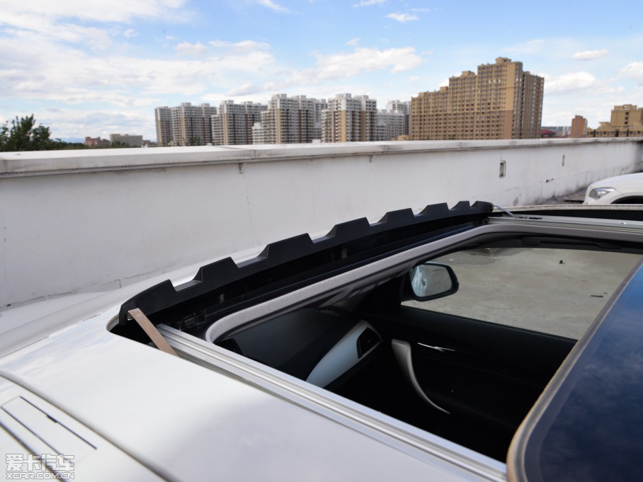 2015R1ϵɎ 118i I