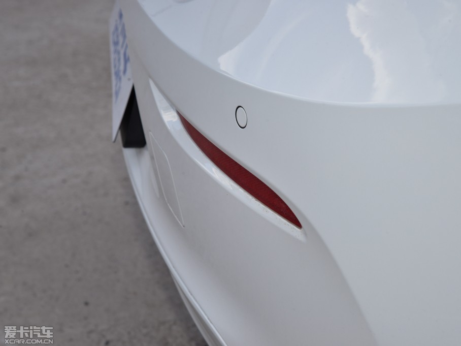 2015R1ϵɎ 118i I