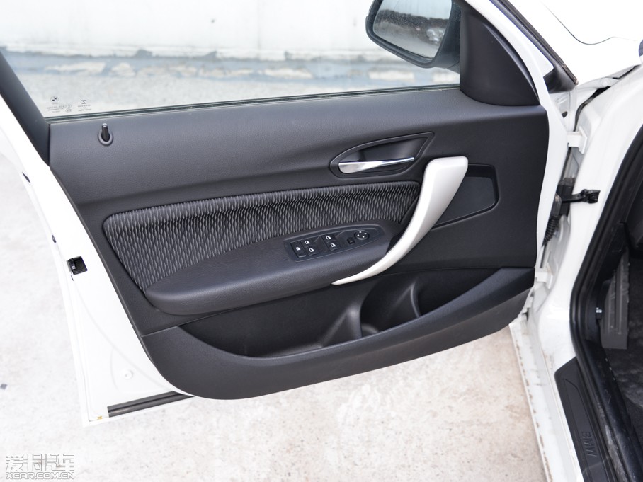 2015R1ϵɎ 118i I(lng)