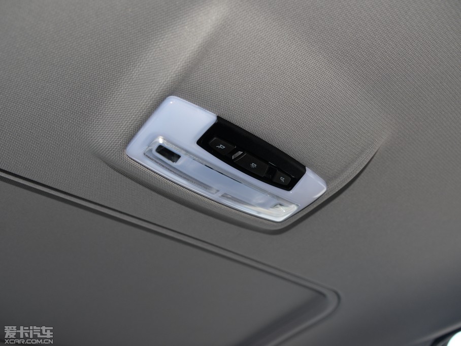 2015R1ϵɎ 118i I