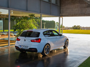 2015款125i M运动型 整体外观