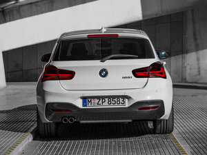 2015款125i M运动型 整体外观