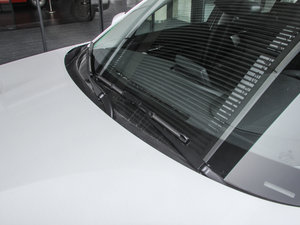 2015款120i 领先型 雨刷