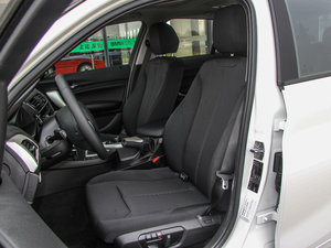 2015款120i 领先型 主驾驶座椅