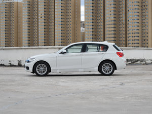 2015款118i 领先型 正侧（左）