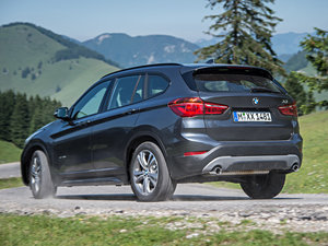 2015款xDrive25i 整体外观