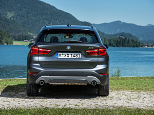 2015款xDrive25i 整体外观