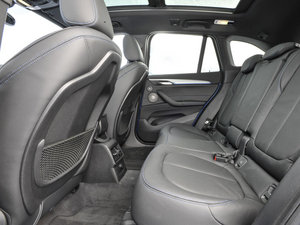 2015款xDrive20d M Sport 空间座椅