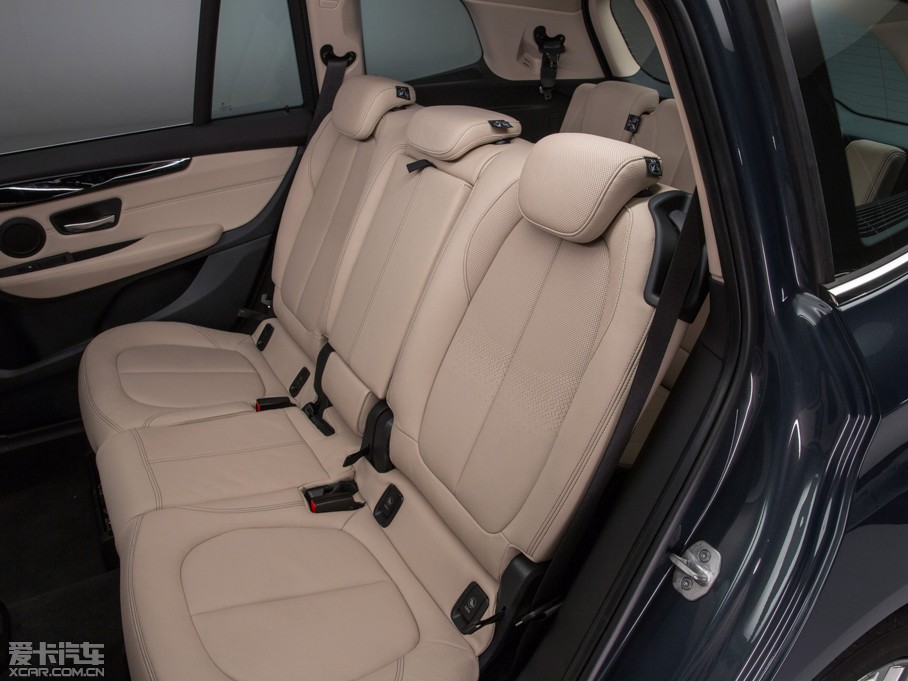 2015R2ϵ๦܇ 220i