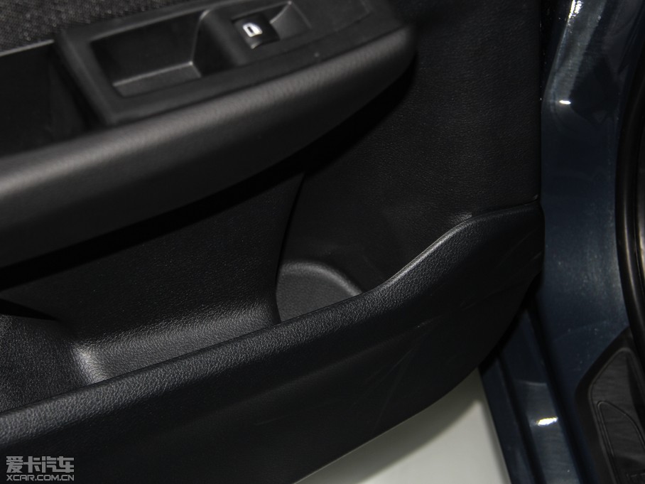 2015R2ϵ๦܇ 218i \OӋb