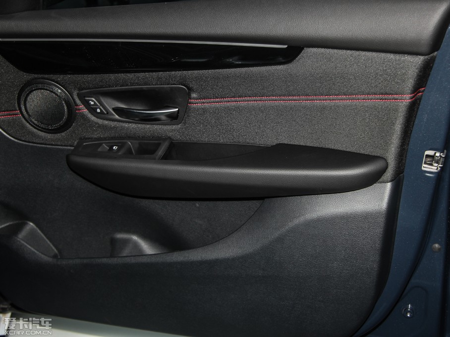 2015R2ϵ๦܇ 218i \OӋb