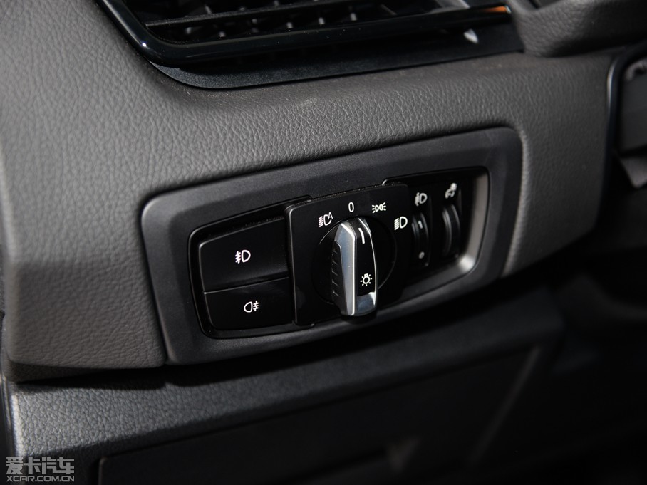 2015R2ϵ๦܇ 218i I