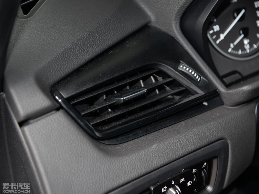 2015R2ϵ๦܇ 218i I