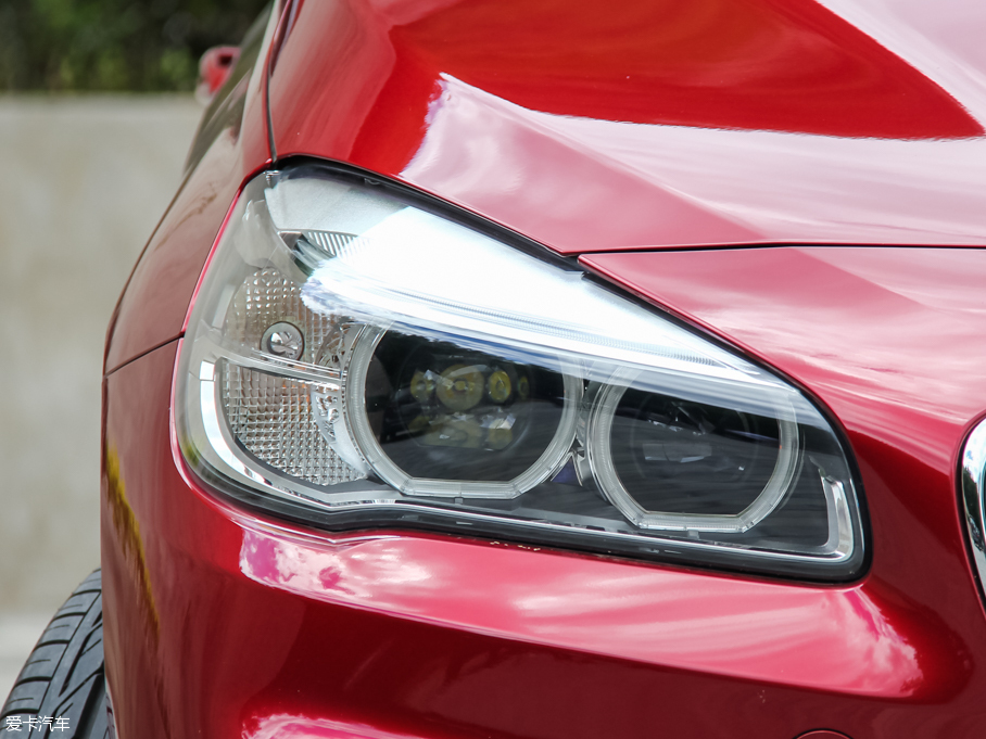 2015R2ϵ๦܇ 218i AOӋb