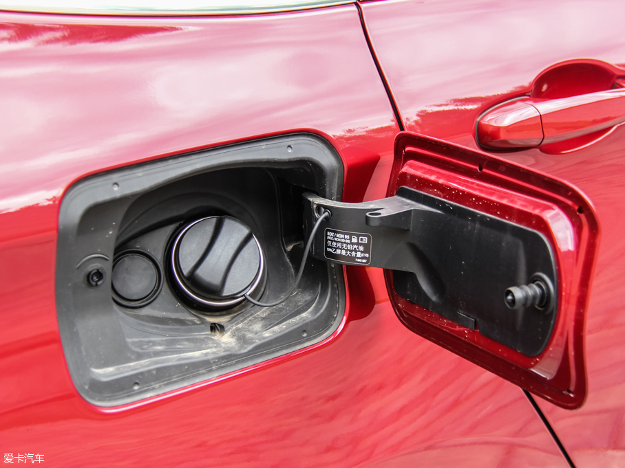 2015R2ϵ๦܇ 218i AOӋb