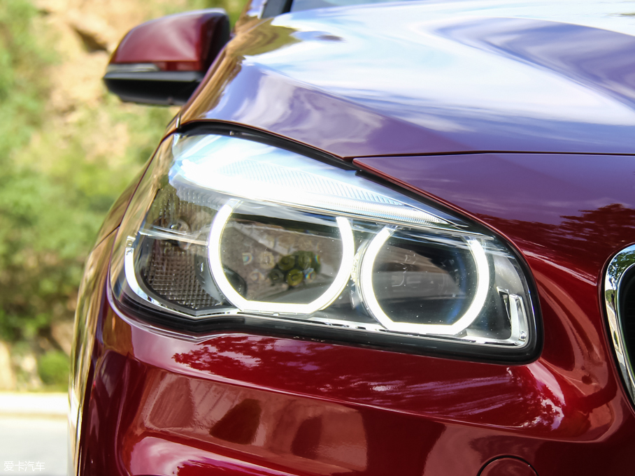 2015R2ϵ๦܇ 218i AOӋb