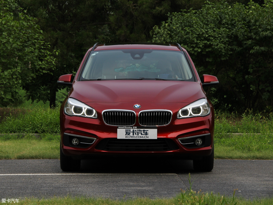 2015R2ϵ๦܇ 218i \OӋb