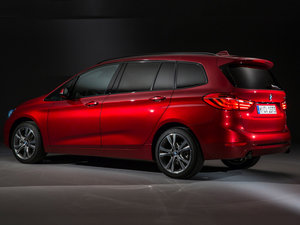 2015款220i 整体外观