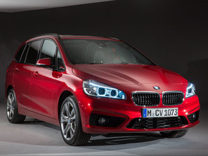 2015款220i 整体外观
