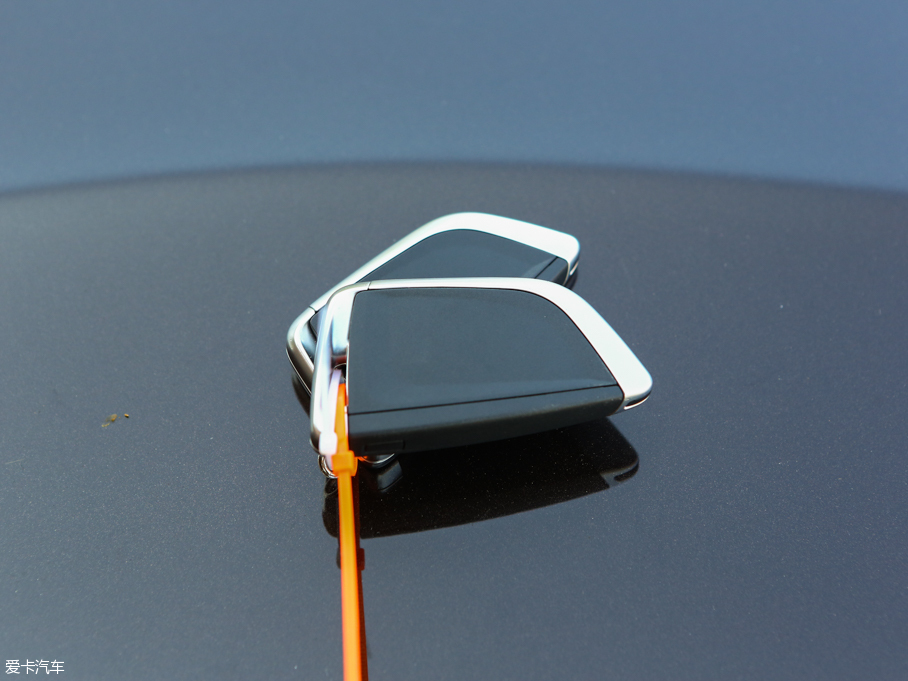 2015RX5(M) xDrive28i I