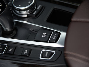 2016款xDrive40e 驻车制动器