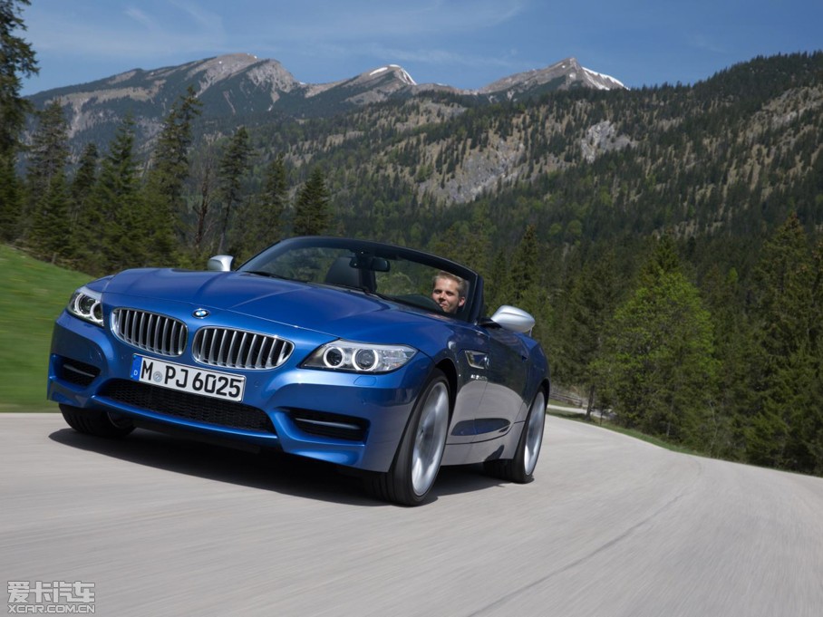 2015��RZ4 ������