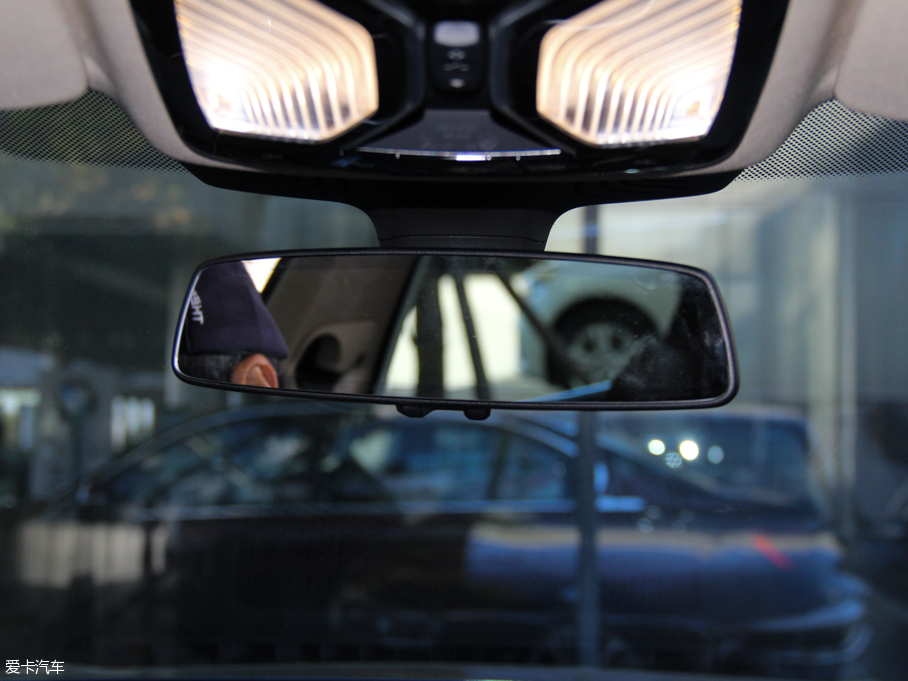 2016R7ϵ 740Li I(lng)