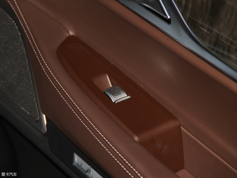 2016R7ϵ 740Li I(lng)