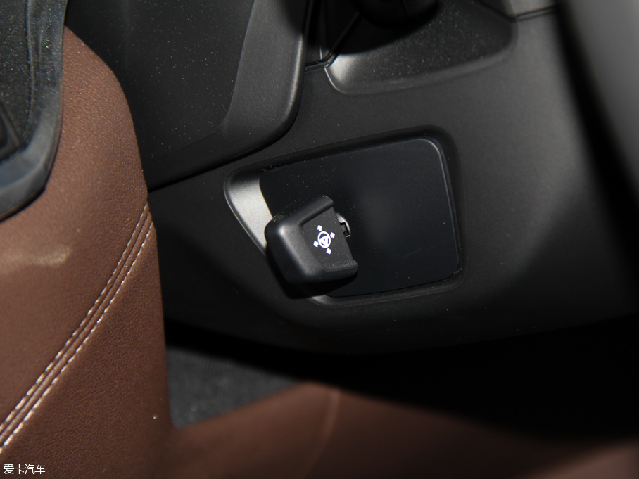 2016R7ϵ 740Li I(lng)