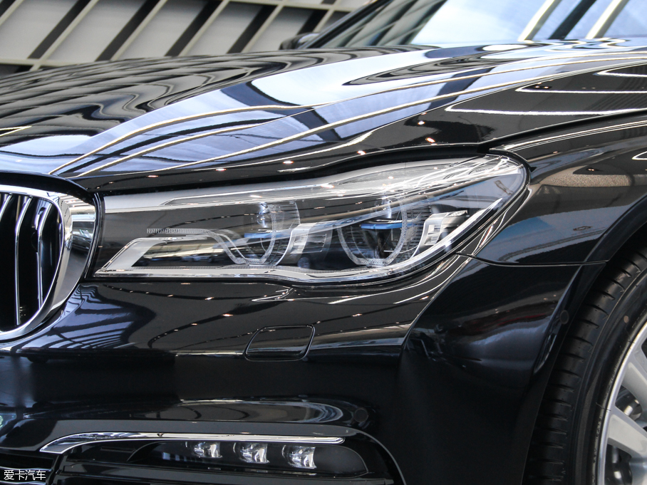 2016R7ϵ 750Li xDrive