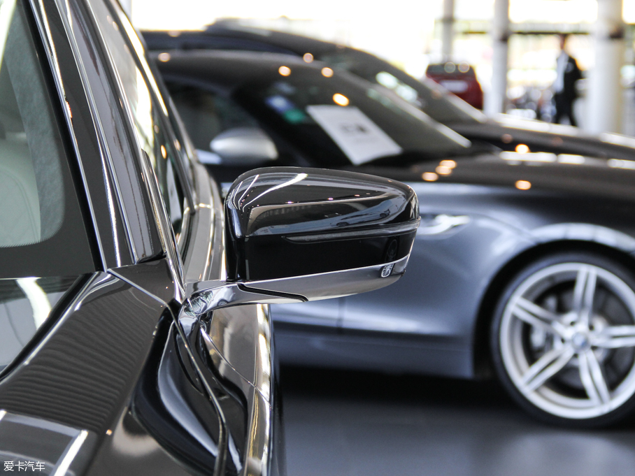 2016R7ϵ 750Li xDrive