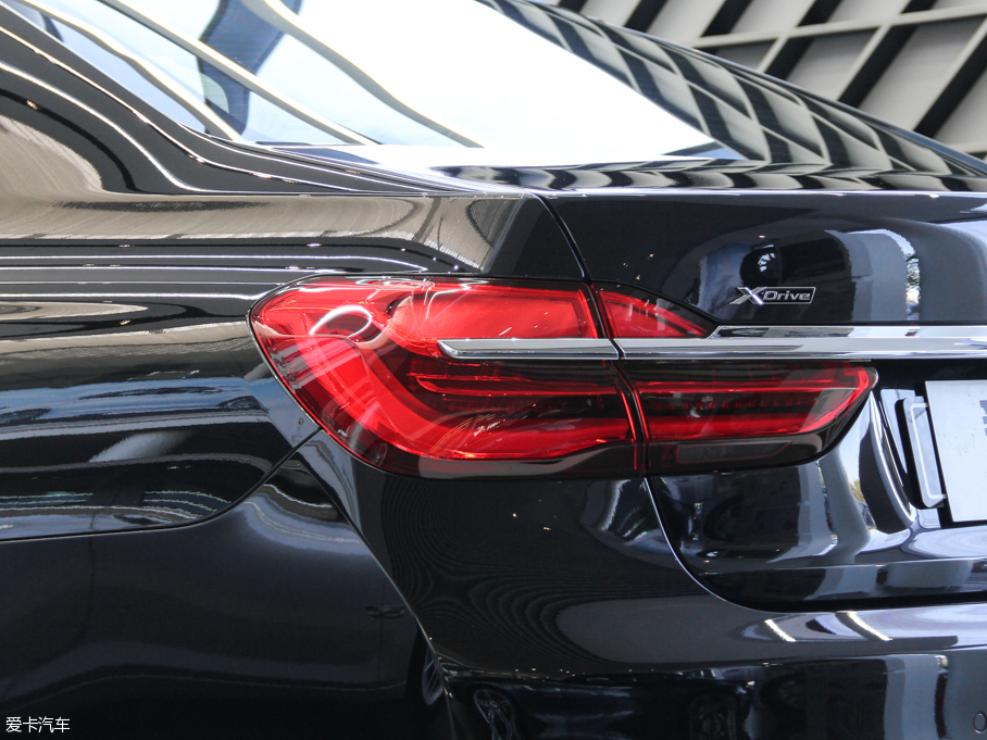 2016R7ϵ 750Li xDrive