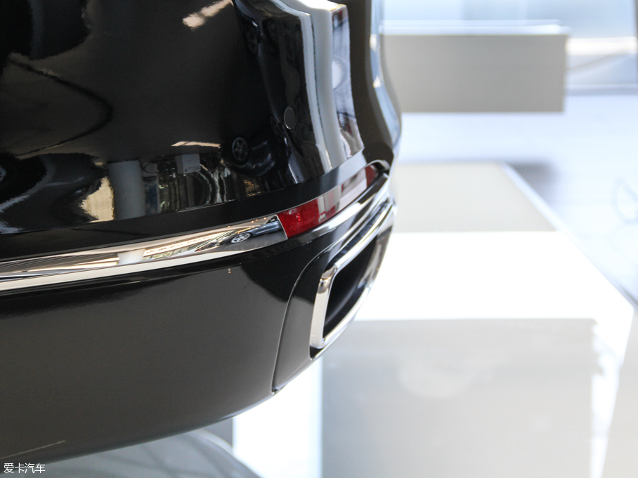 2016R7ϵ 750Li xDrive