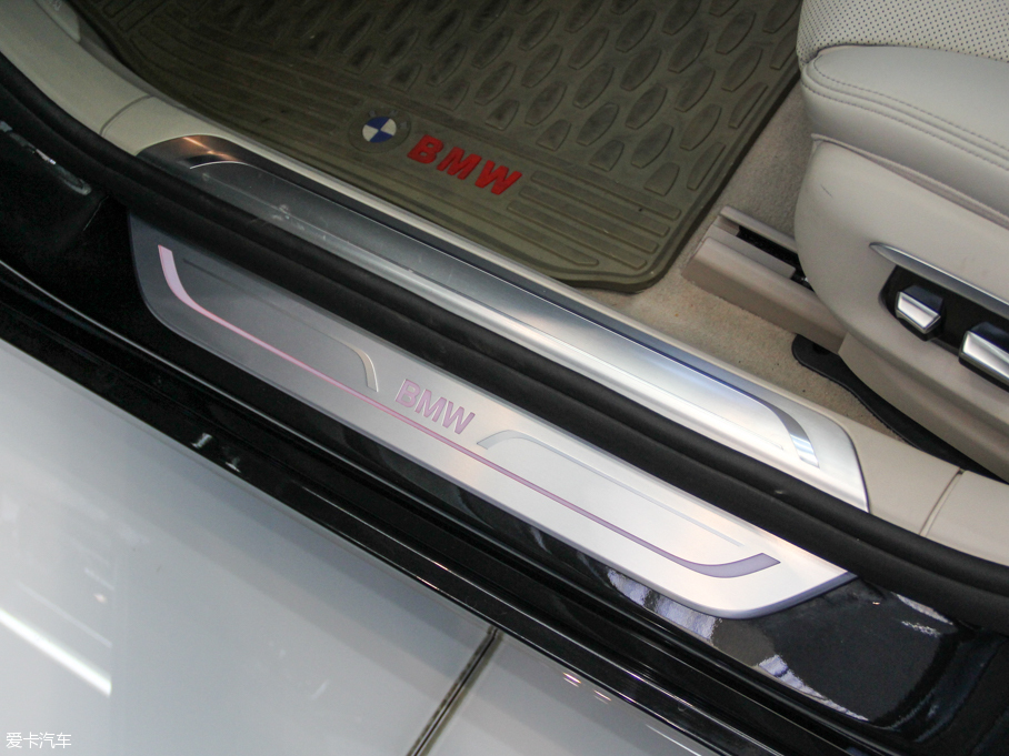 2016R7ϵ 750Li xDrive