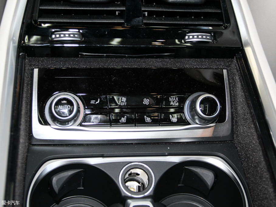 2016R7ϵ 750Li xDrive