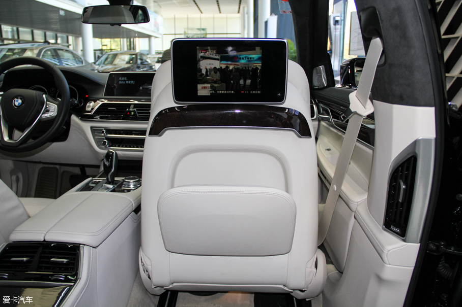 2016R7ϵ 750Li xDrive