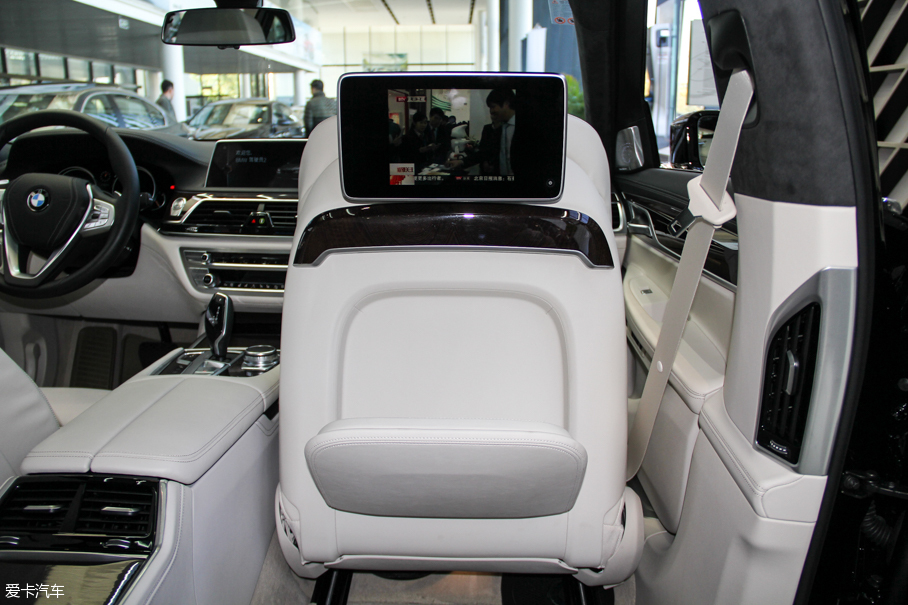 2016R7ϵ 750Li xDrive