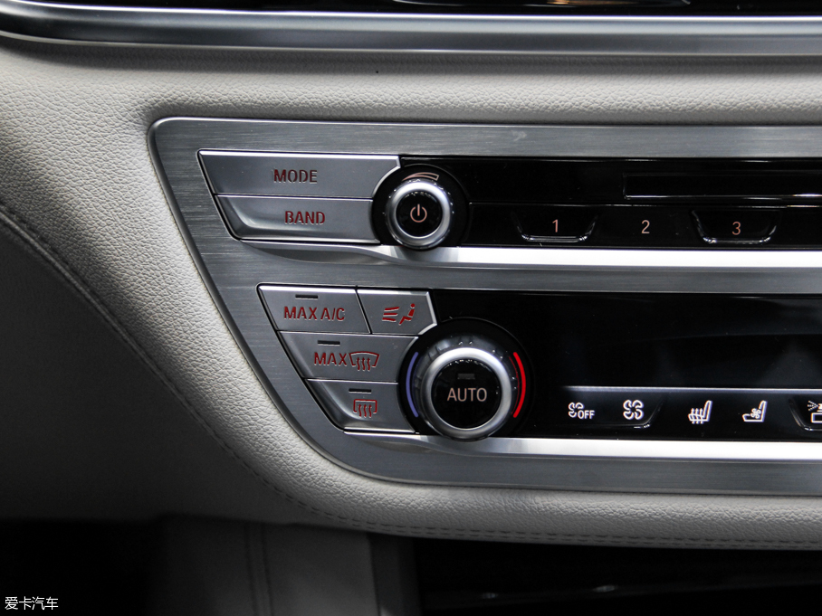 2016R7ϵ 750Li xDrive