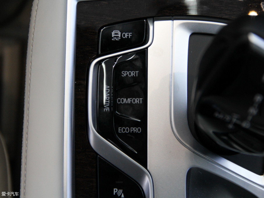 2016R7ϵ 750Li xDrive