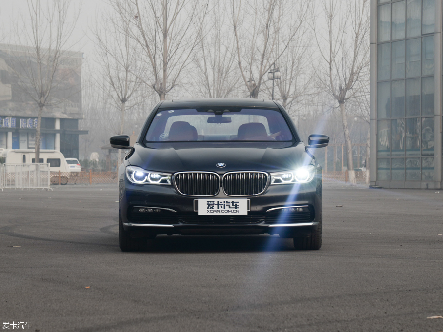 2016R7ϵ 750Li xDrive