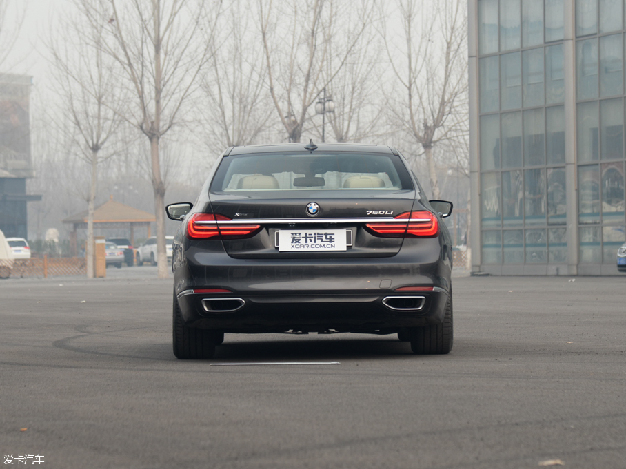 2016R7ϵ 750Li xDrive