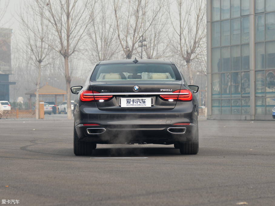 2016R7ϵ 750Li xDrive