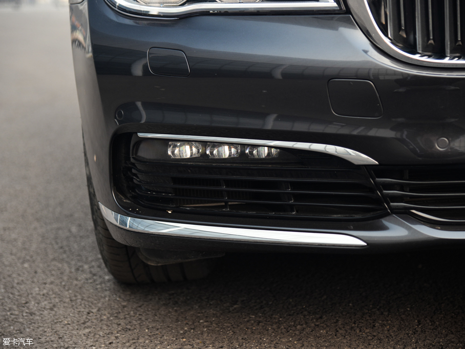 2016R7ϵ 750Li xDrive