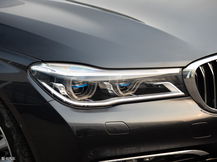 2016R7ϵ 750Li xDrive