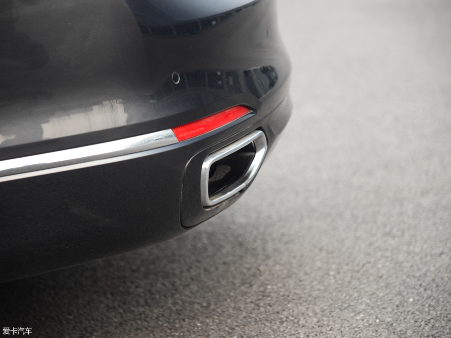 2016R7ϵ 750Li xDrive