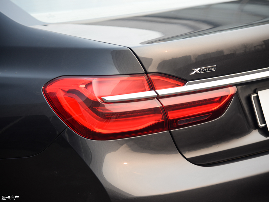 2016R7ϵ 750Li xDrive